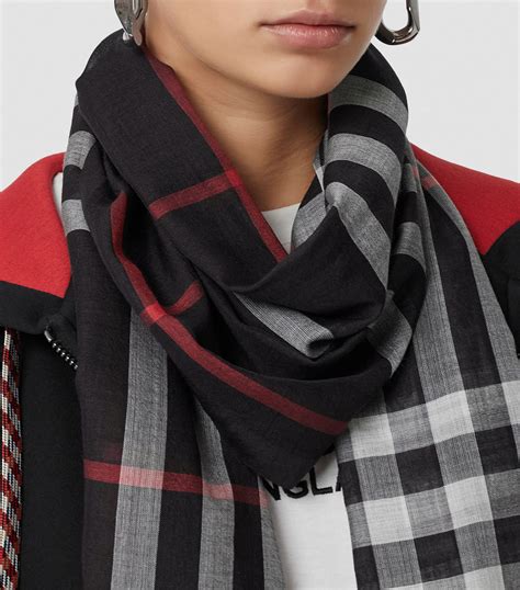 cravatta burberry|burberry check wool scarf.